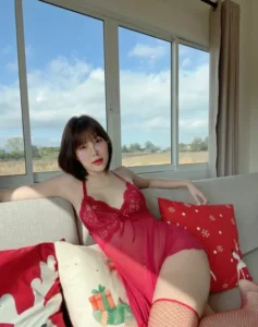 Pploymuayy พลอยหมวย